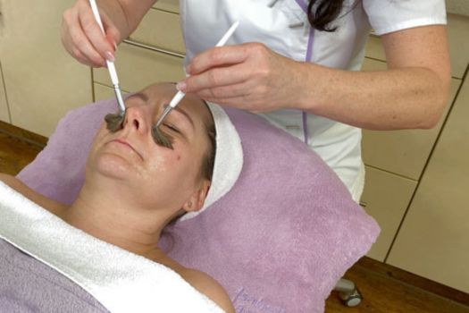 MP-Meisterprogramm-Kosmetikmeister-Fachpraxis-Gesichtsbehandlung